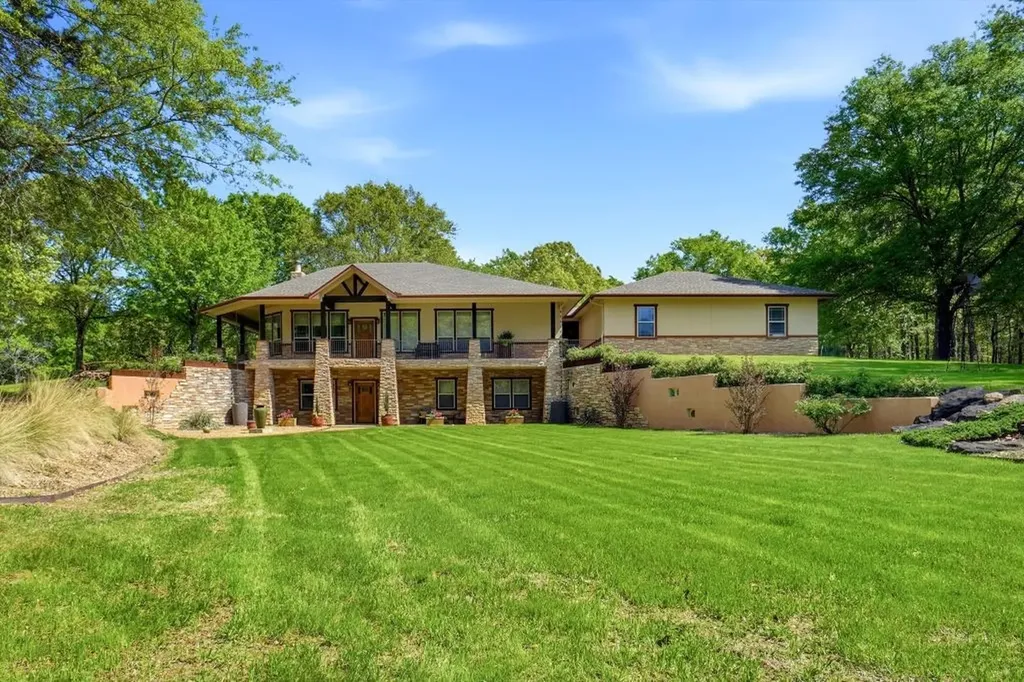 1773 Cr 2540 Mineola TX 75773