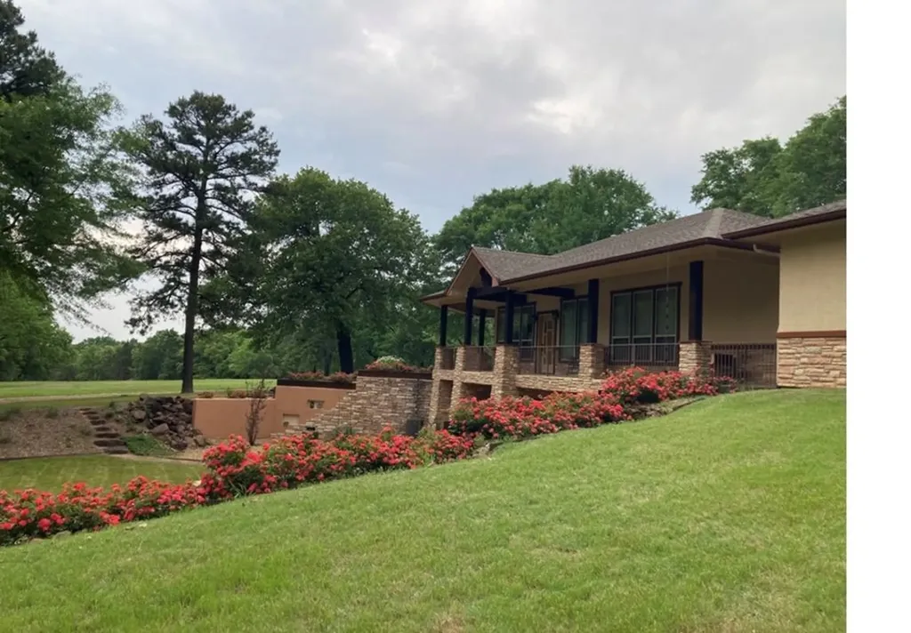 1773 Cr 2540 Mineola TX 75773