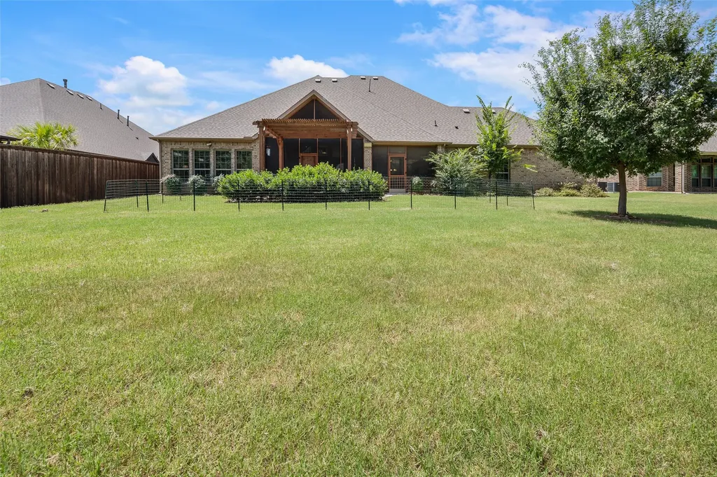 508 Ambergate Drive Shady Shores TX 76208