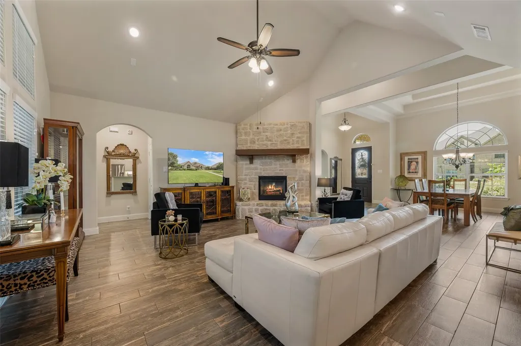 508 Ambergate Drive Shady Shores TX 76208