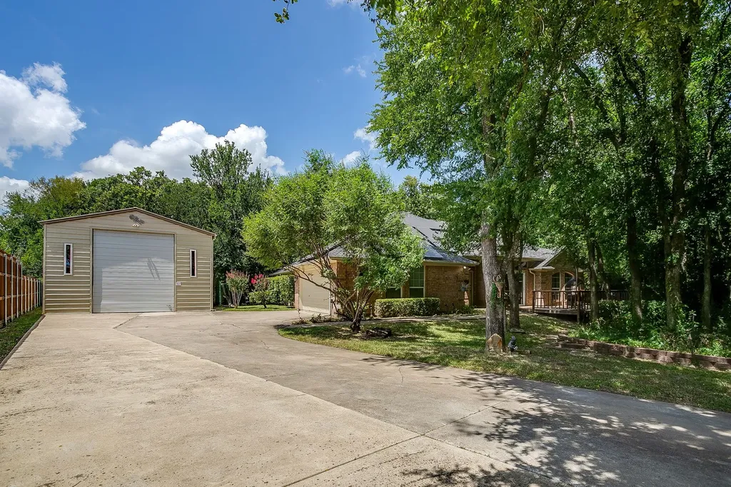 4056 Tortoise Lane Fort Worth TX 76135