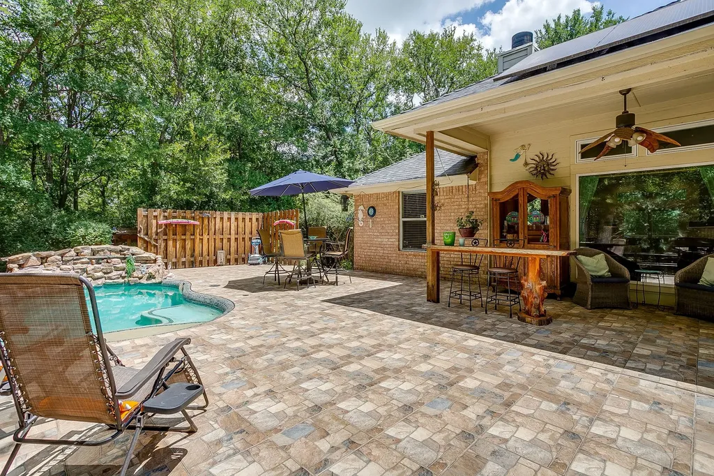 4056 Tortoise Lane Fort Worth TX 76135