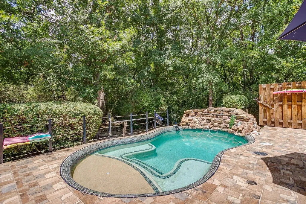 4056 Tortoise Lane Fort Worth TX 76135