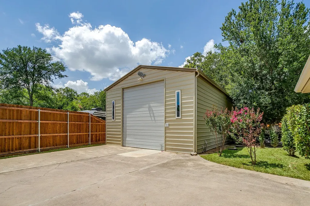 4056 Tortoise Lane Fort Worth TX 76135