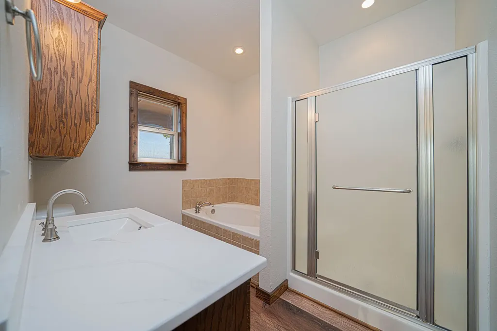 410 Private Road 52426 Leesburg TX 75451