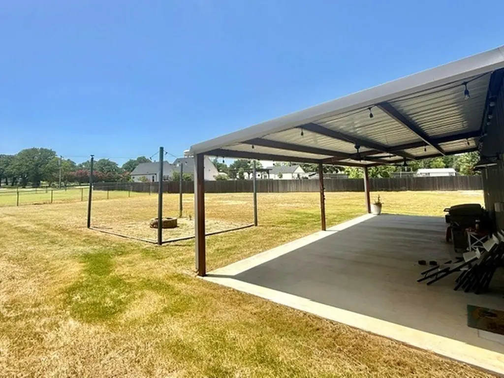 311 Dobbs Trail Springtown TX 76082