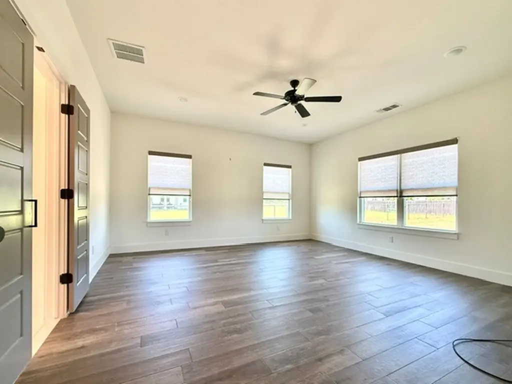 311 Dobbs Trail Springtown TX 76082