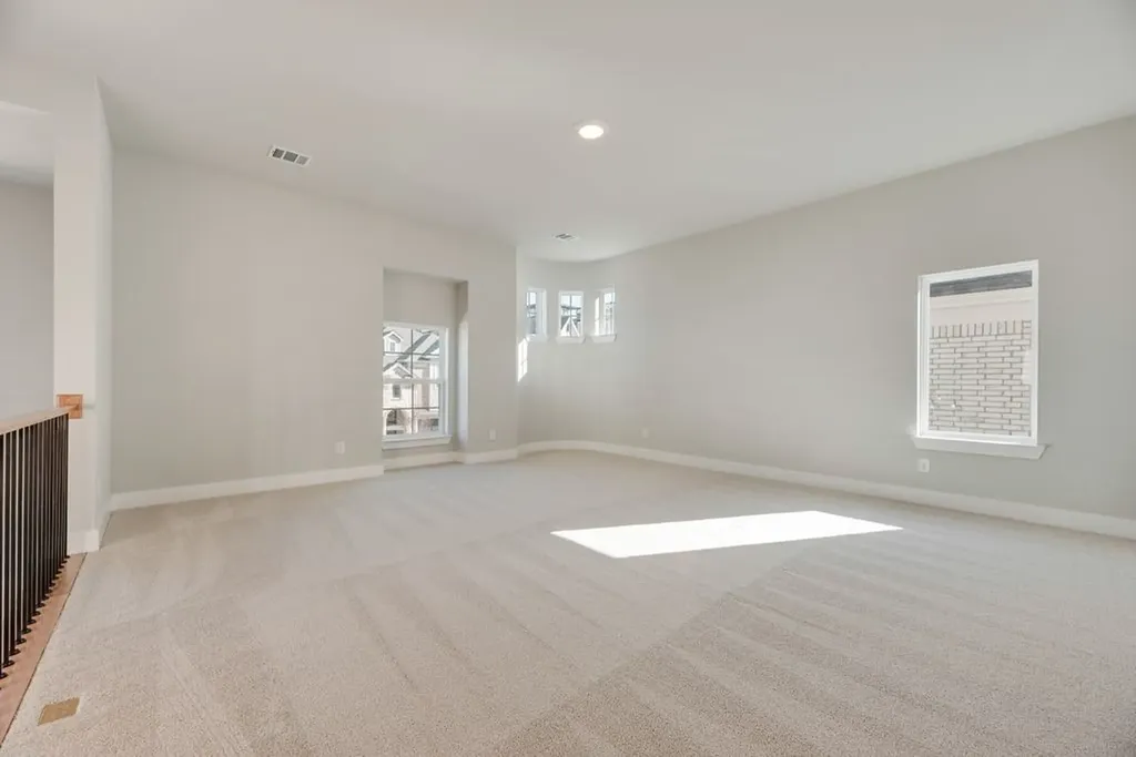 1525 Euclid Alley Corinth TX 76208
