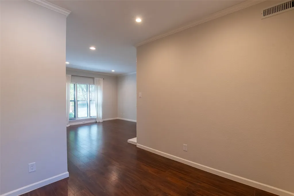 10734 Park Village Place Dallas TX 75230