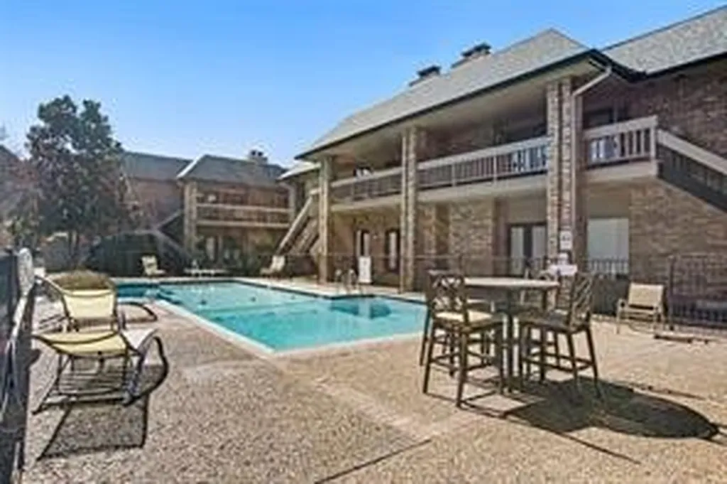 10734 Park Village Place Dallas TX 75230