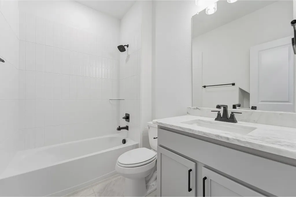 1717 Blossom Trail Mesquite TX 75181