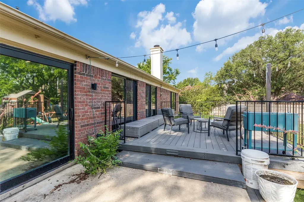 7609 Greenleaf Court North Richland Hills TX 76182