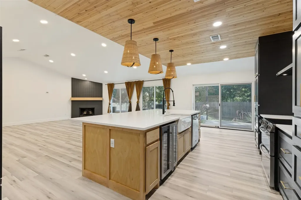 7609 Greenleaf Court North Richland Hills TX 76182