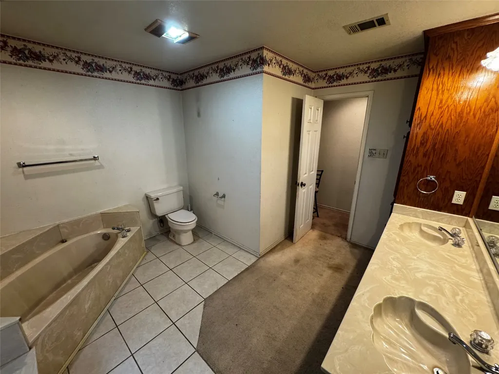 2000 Dan Rowe Street Waco TX 76704