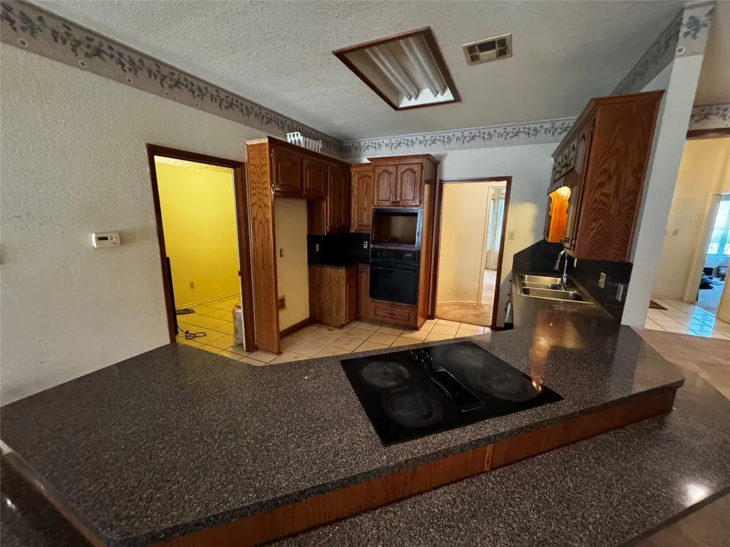 2000 Dan Rowe Street Waco TX 76704