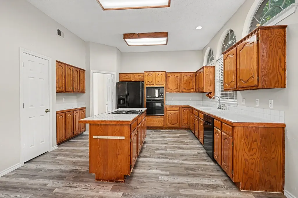 8017 Arlie Lane North Richland Hills TX 76182