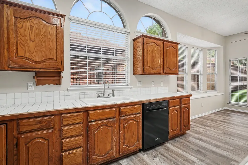 8017 Arlie Lane North Richland Hills TX 76182