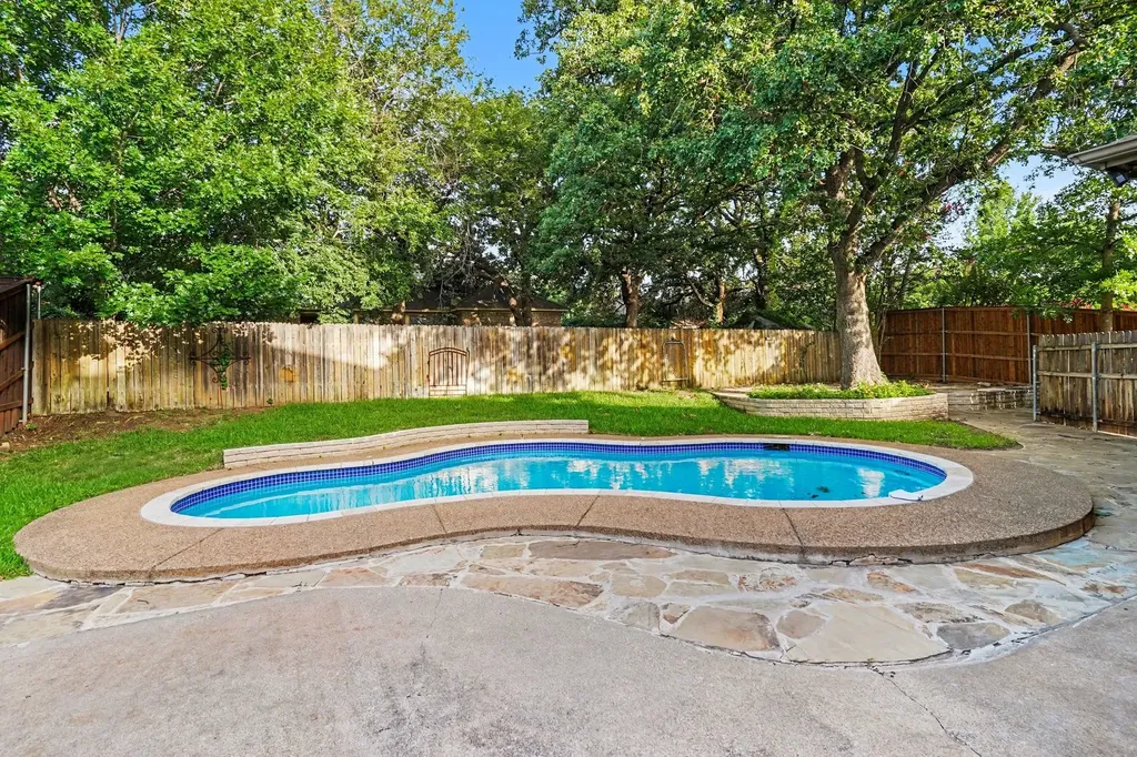 8017 Arlie Lane North Richland Hills TX 76182