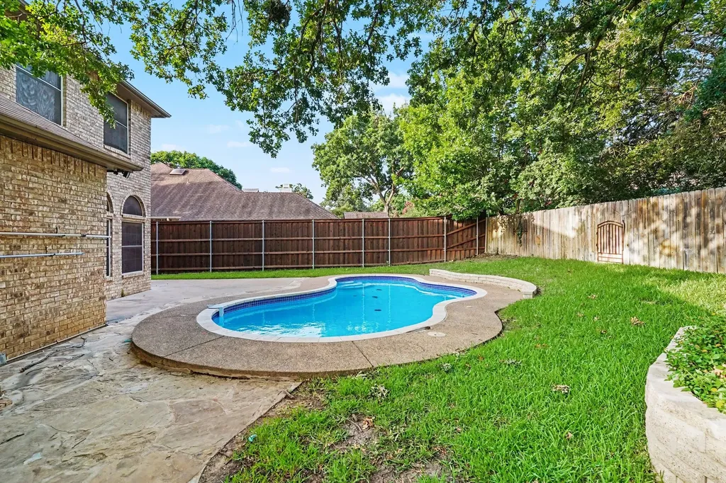8017 Arlie Lane North Richland Hills TX 76182
