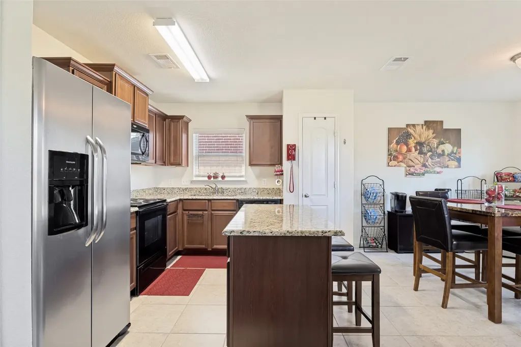 1614 Park Trails Boulevard Princeton TX 75407