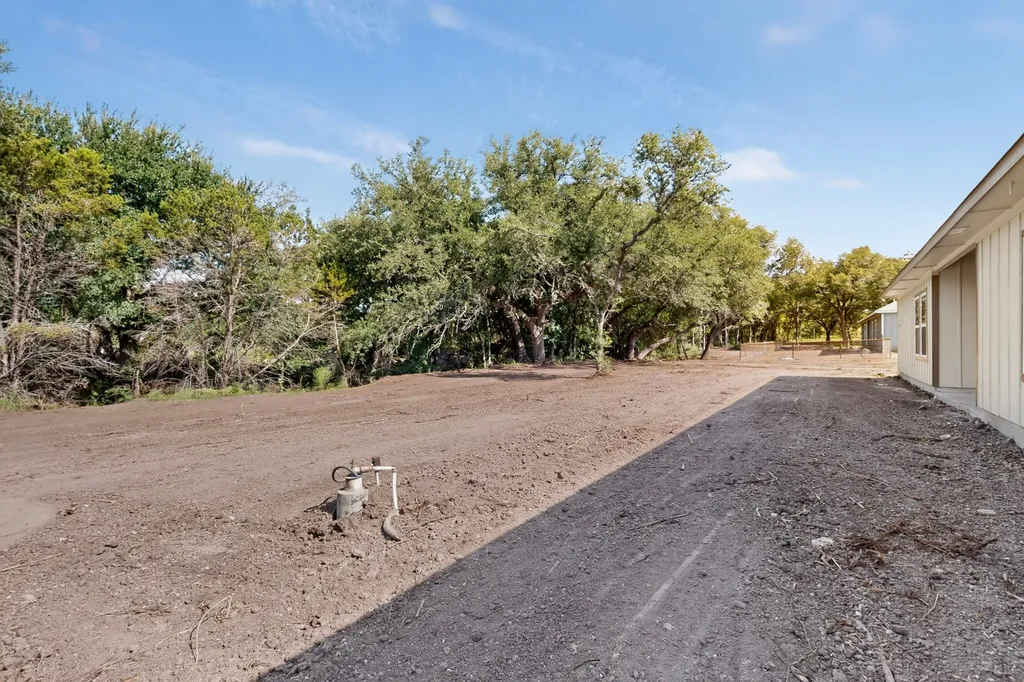 Lot 2, Loving Road Perrin TX 76486