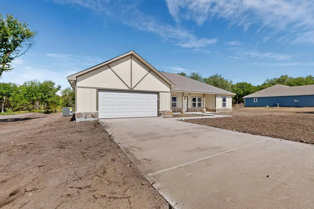 Lot 2, Loving Road Perrin TX 76486