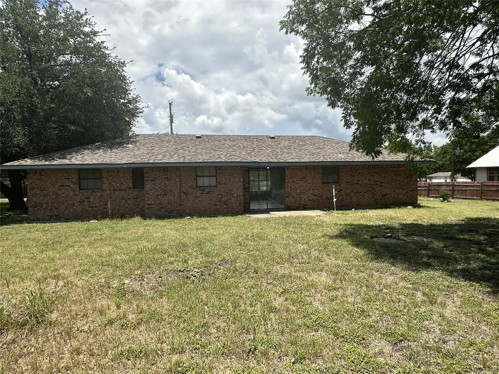760 Williams Street Italy TX 76651