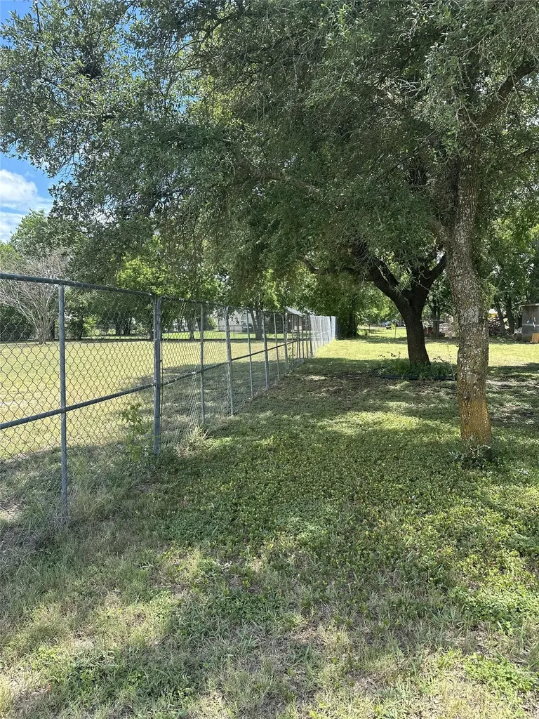 760 Williams Street Italy TX 76651