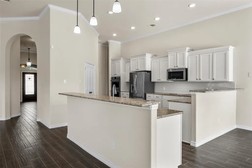 1201 Drummond Circle Woodway TX 76712