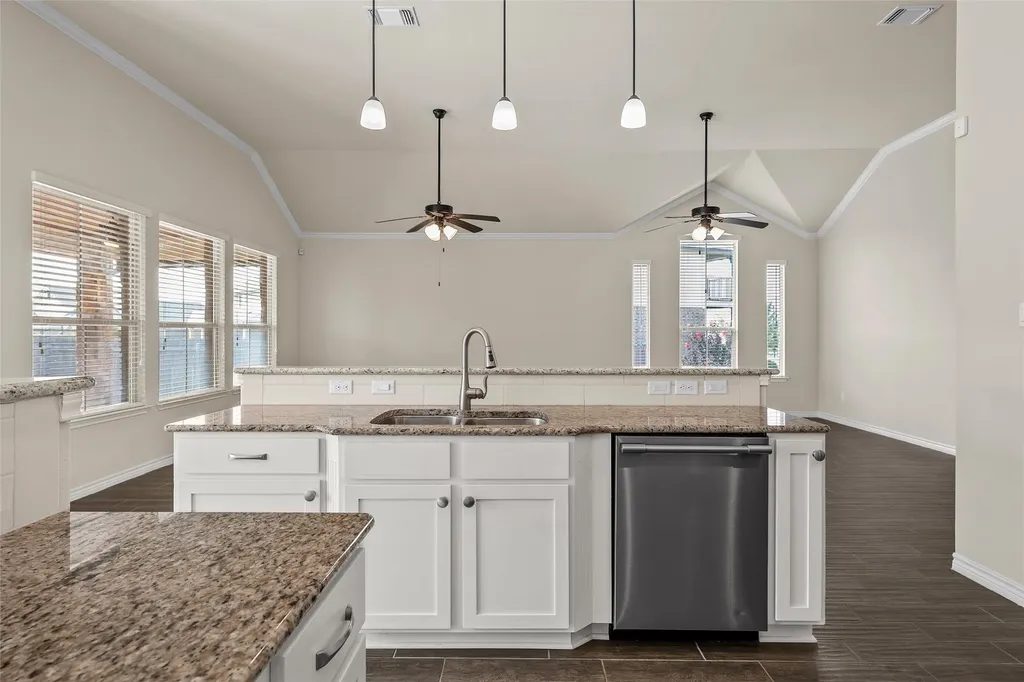 1201 Drummond Circle Woodway TX 76712