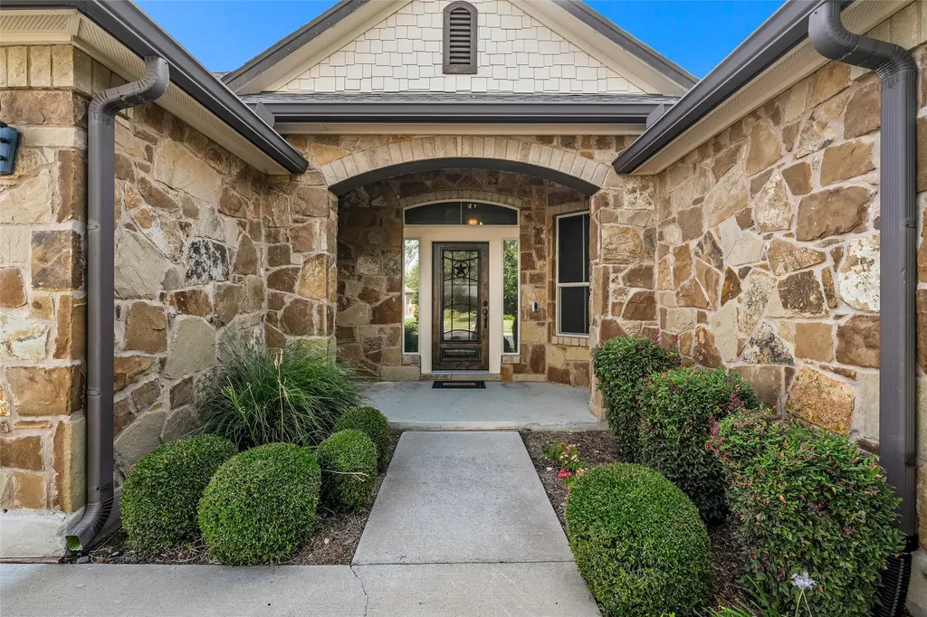 1201 Drummond Circle Woodway TX 76712