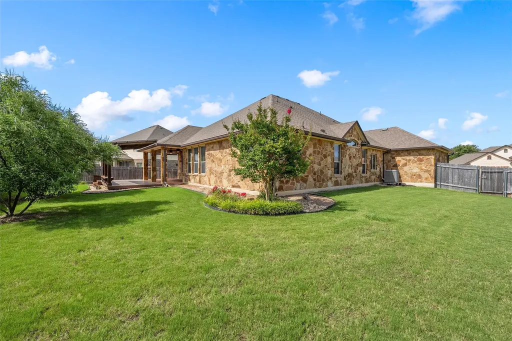 1201 Drummond Circle Woodway TX 76712