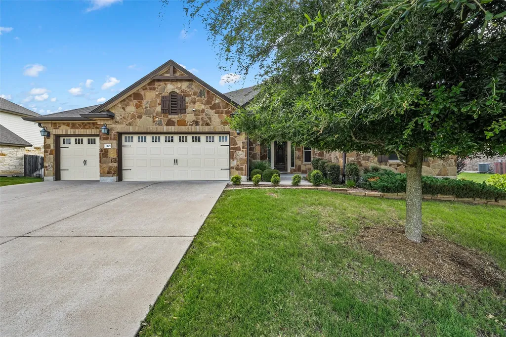 1201 Drummond Circle Woodway TX 76712