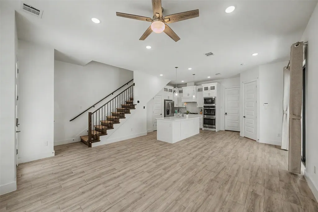 618 Winners Circle Rowlett TX 75088