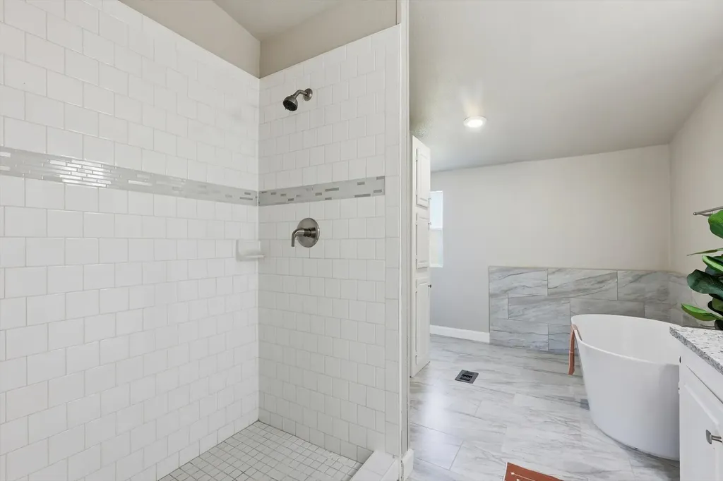 11105 Mckinley Drive Venus TX 76084