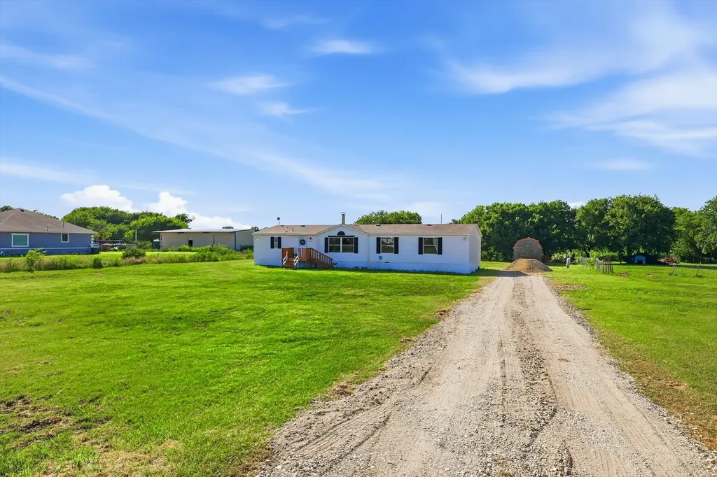 11105 Mckinley Drive Venus TX 76084