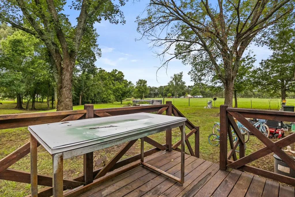 350 County Road 4030 Mt Pleasant TX 75455