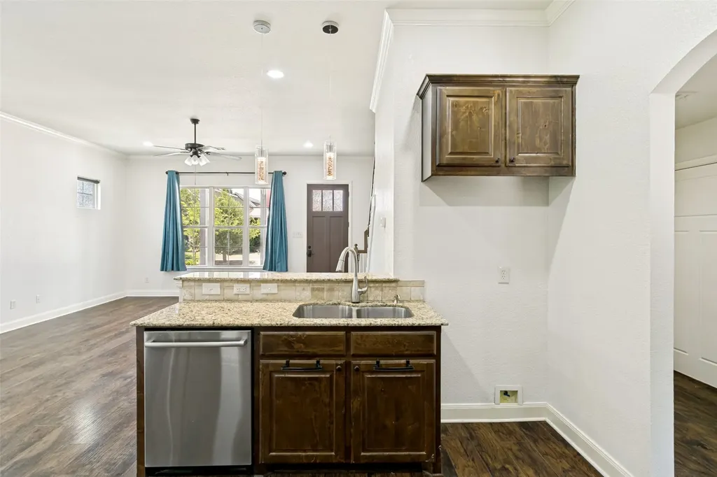 2513 Chebi Lane Denton TX 76209