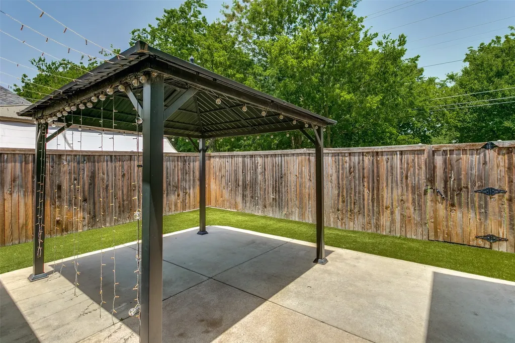 2513 Chebi Lane Denton TX 76209