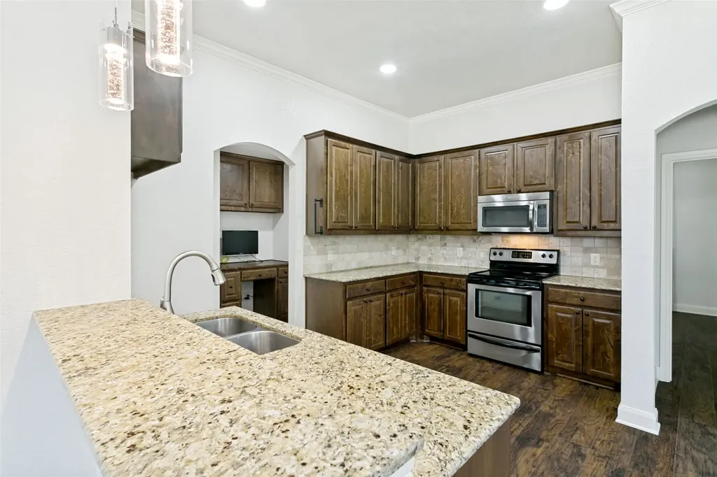 2513 Chebi Lane Denton TX 76209