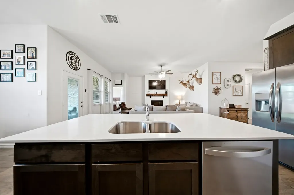 3223 Hunters Glen Drive Aubrey TX 76227