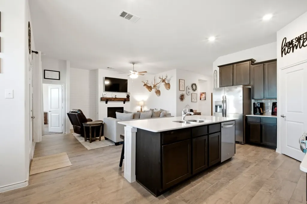 3223 Hunters Glen Drive Aubrey TX 76227