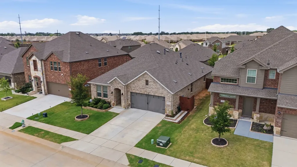 3223 Hunters Glen Drive Aubrey TX 76227