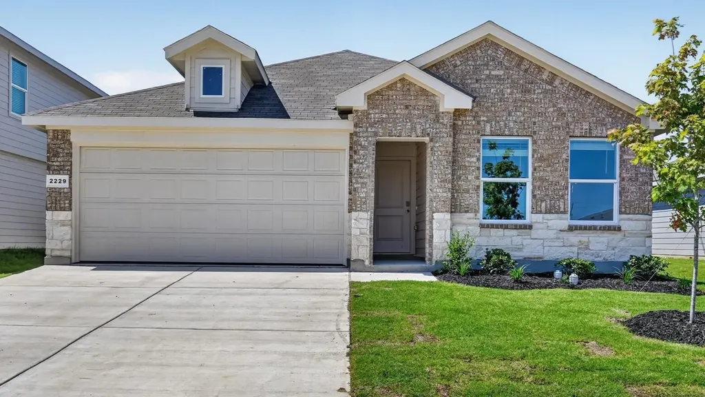 816 King's Way Hillsboro TX 76645