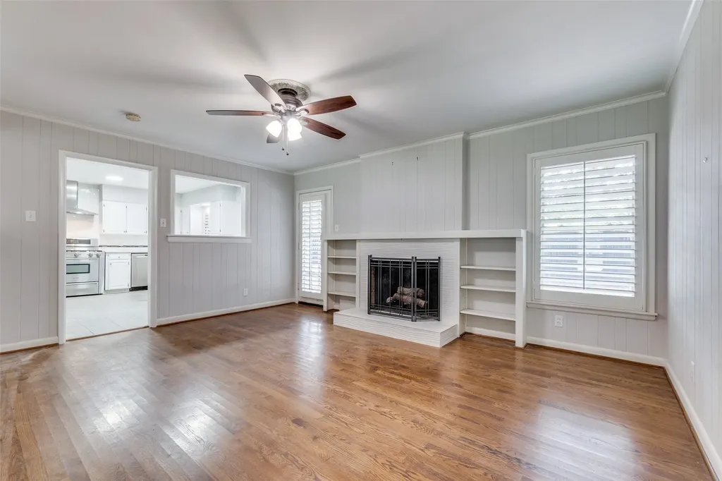 5919 Elderwood Drive Dallas TX 75230
