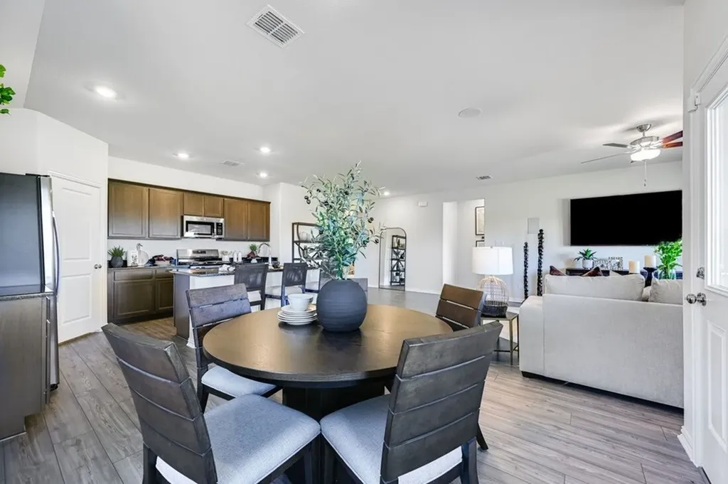 2543 Pine Island Court Crandall TX 75114