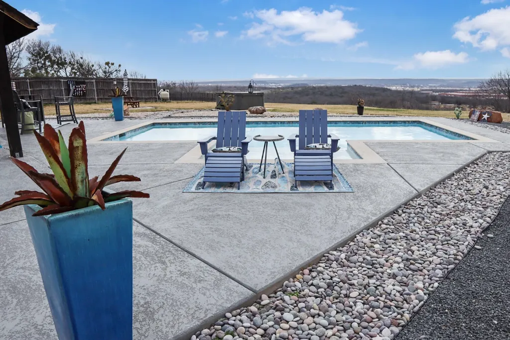 12 Cliff Drive Mineral Wells TX 76067