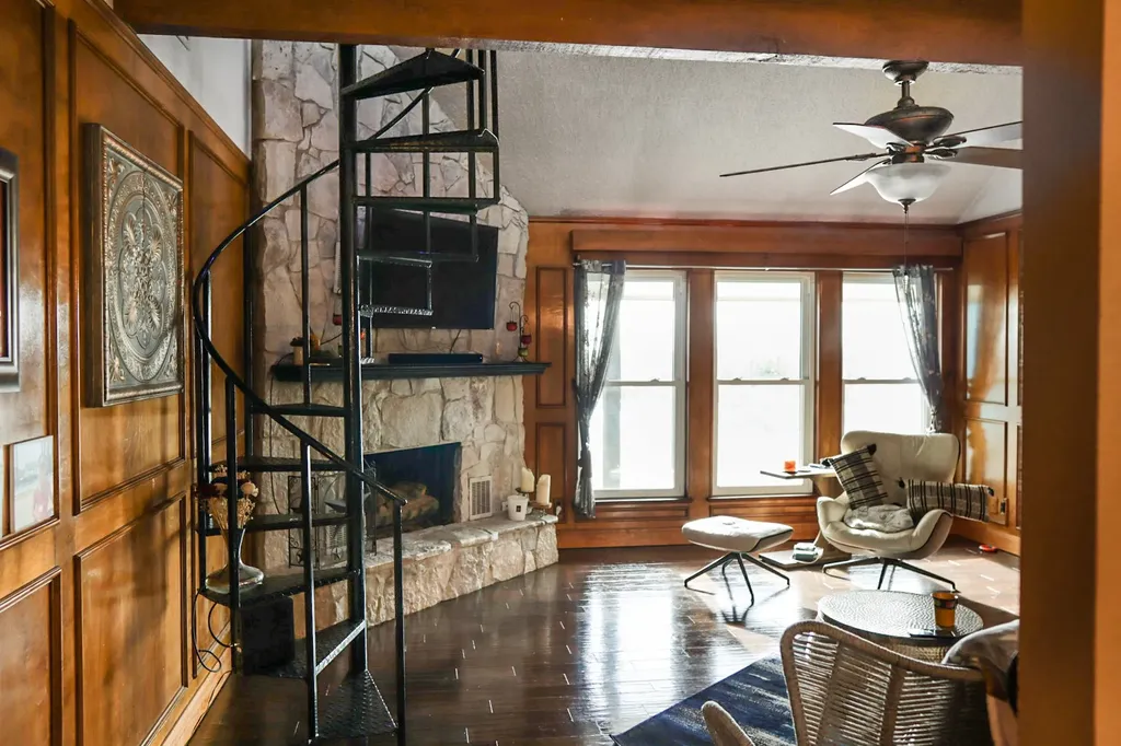 12 Cliff Drive Mineral Wells TX 76067