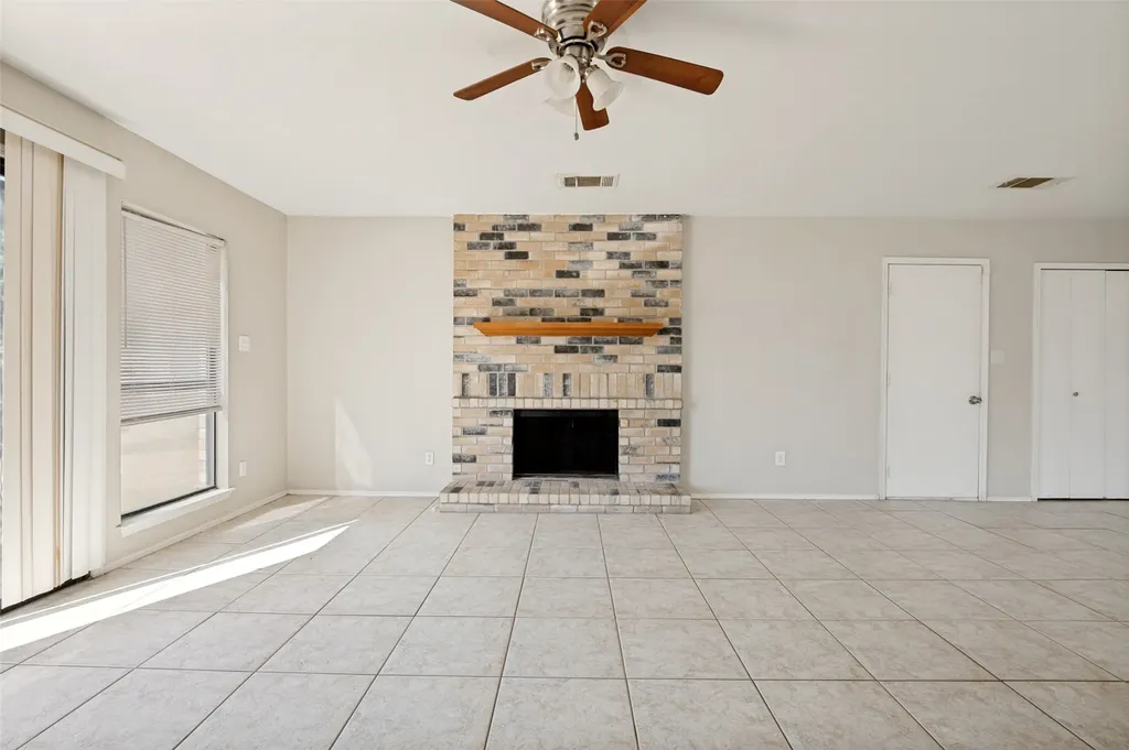 805 Whitney Street Cedar Hill TX 75104