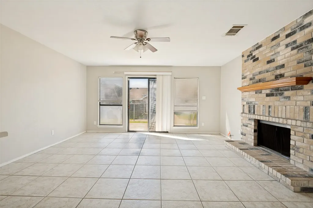 805 Whitney Street Cedar Hill TX 75104